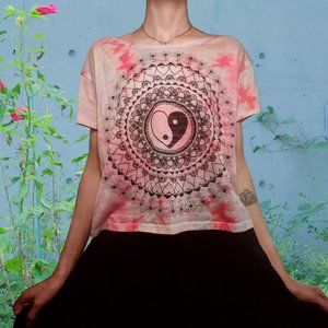Vintage Y2K Delia's Size L Pink Tie-Dye Crop Top